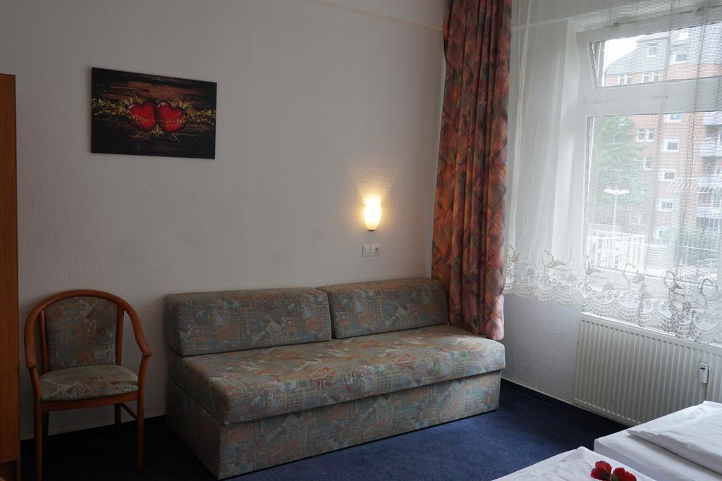 Itm Hotel Oase Гамбург Номер фото