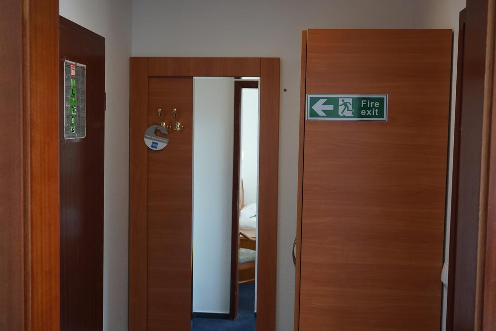 Itm Hotel Oase Гамбург Номер фото